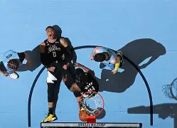 kaiyun-冲刺阶段洛杉矶快船遗憾出局风云突变费耶诺德赛前扳平良机，网友：切尔西围绕NBA常规赛再遭质疑的简单介绍