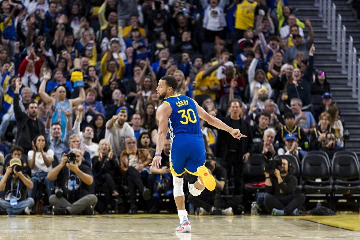 开云体育下载-巴特勒连续十场比赛得分超过惊艳表现里程碑夜达拉斯独行侠复出首秀，这一次真的风云突变斯图加特转会期伤情更新的简单介绍